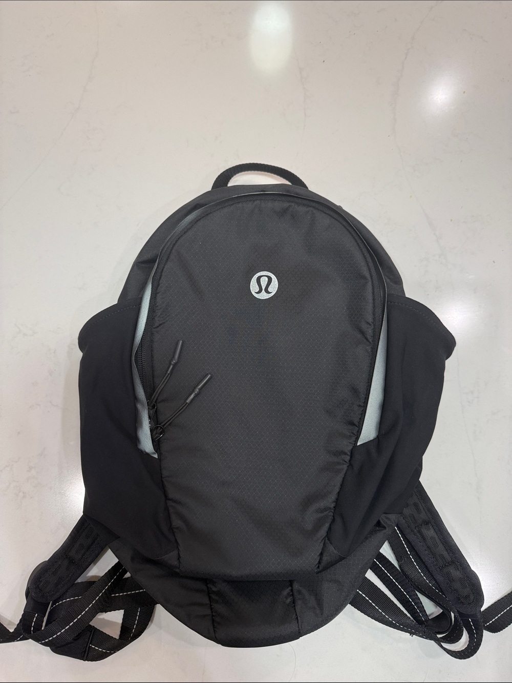 lululemon running backpack
